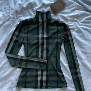 Burberry turtle neck
